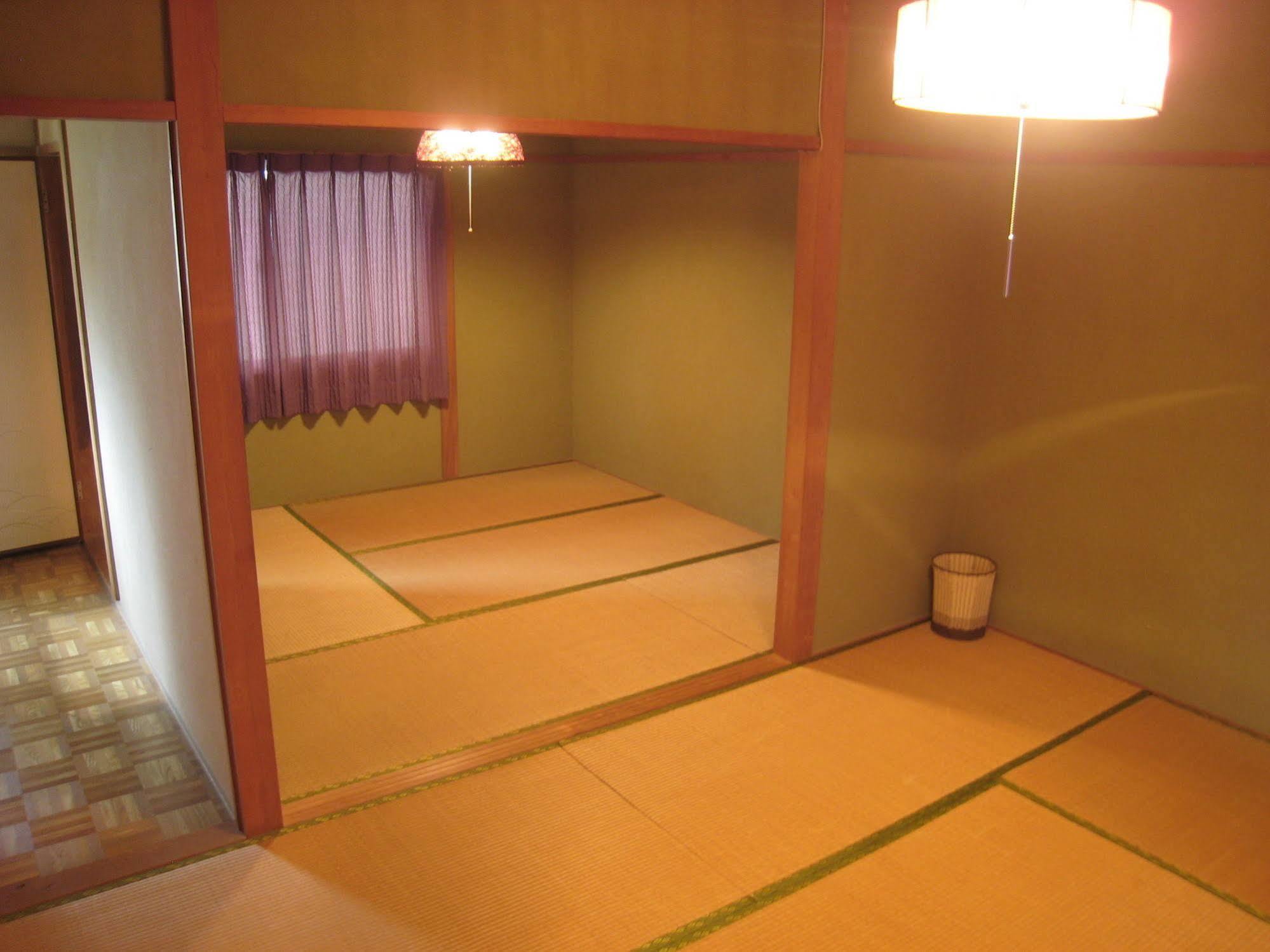 Nagasaki Kagamiya Hostel ภายนอก รูปภาพ